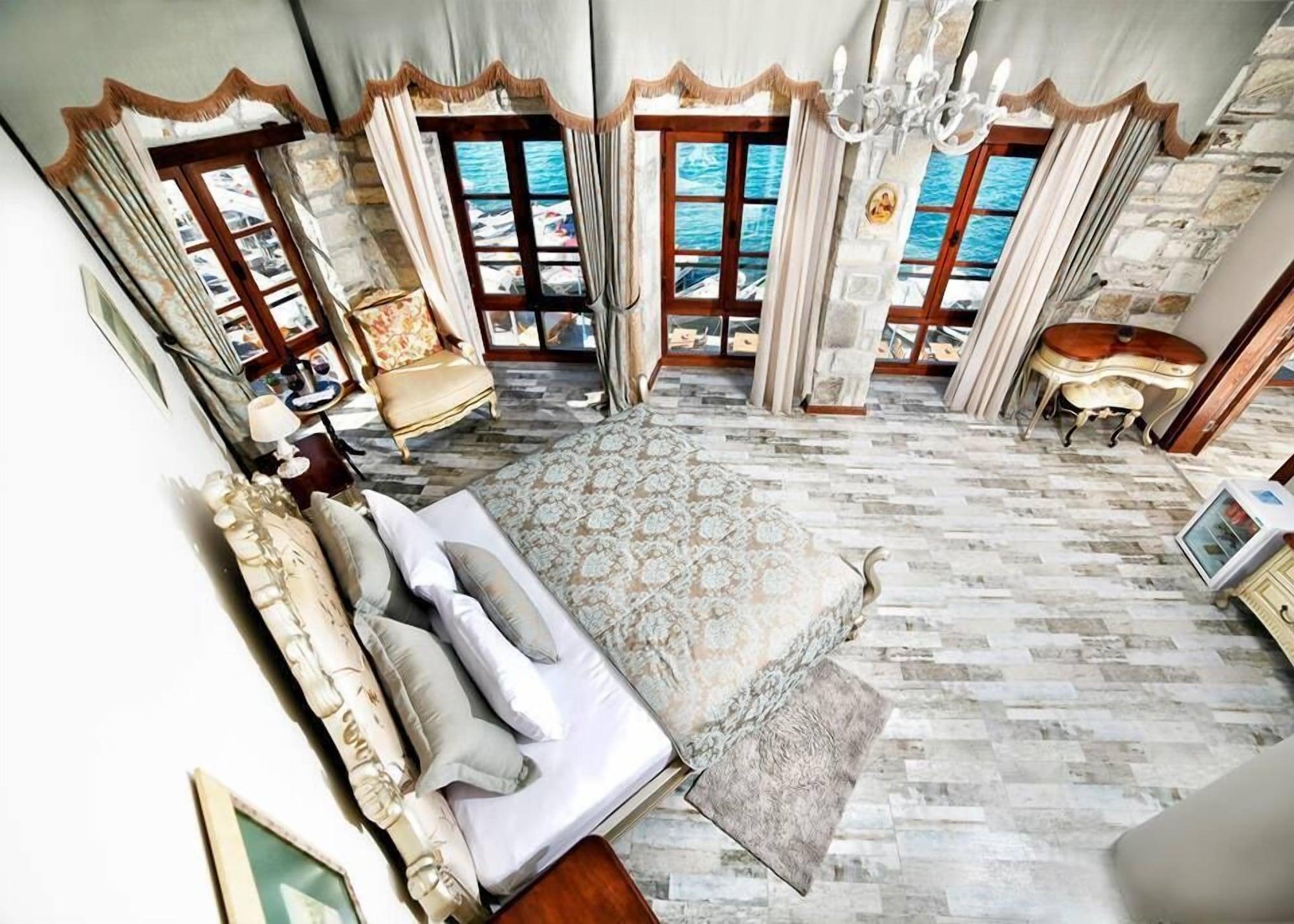 La Petra Hotel Izmir Exterior photo