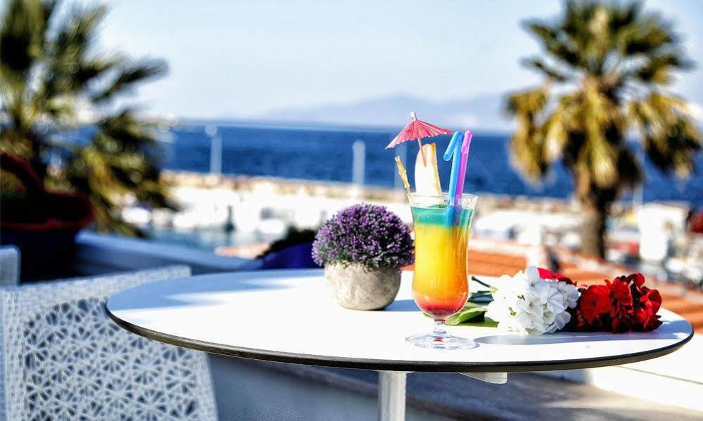 La Petra Hotel Izmir Exterior photo